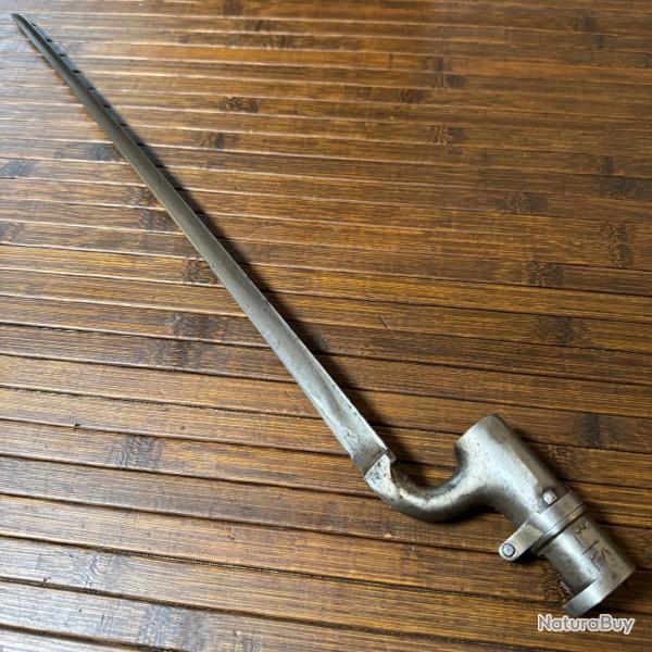 BELLE BA�ONNETTE A DOUILLE ANGLAISE ENFIELD BEAU MARQUAGES R�GLEMENTAIRE