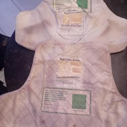 Ench&egrave;re lot de 2 plaques balistiques 3a contre les armes de poings et les lames  MEGGITT 50X39 46X34