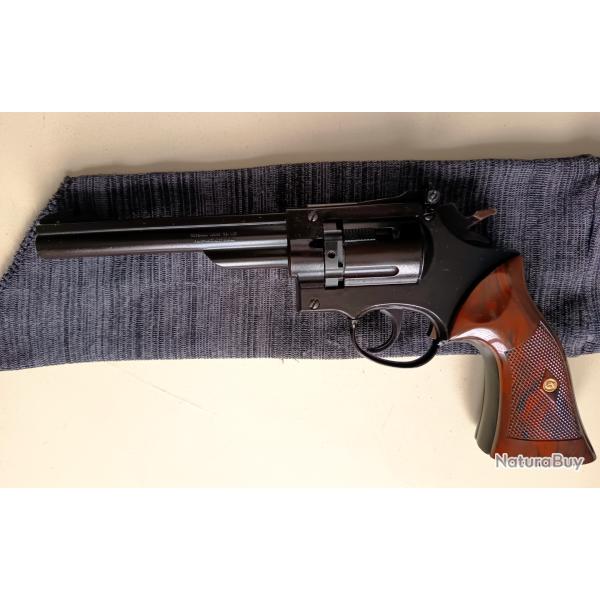 Revolver Crosman CO2 mod�le 38T " Vintage " Barillet 6 coups, calibre 5.5 mm (.22) � plombs diabolo