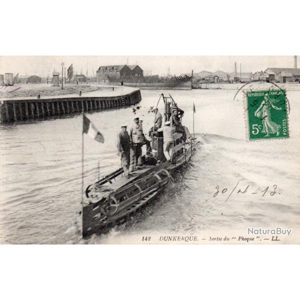 CPA - MARINE DE GUERRE -DUNKERQUE -Le Sous-Marin Sortie du " Phoque "  -N�6047