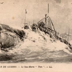 CPA - MARINE DE GUERRE -" Thon " Sous-Marin-N&deg;6051