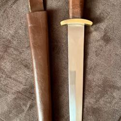 Dague templi&egrave;re 12 &egrave;me si&egrave;cle