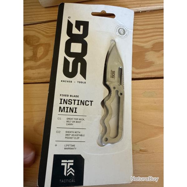 Couteau tactique SOG Instinct
