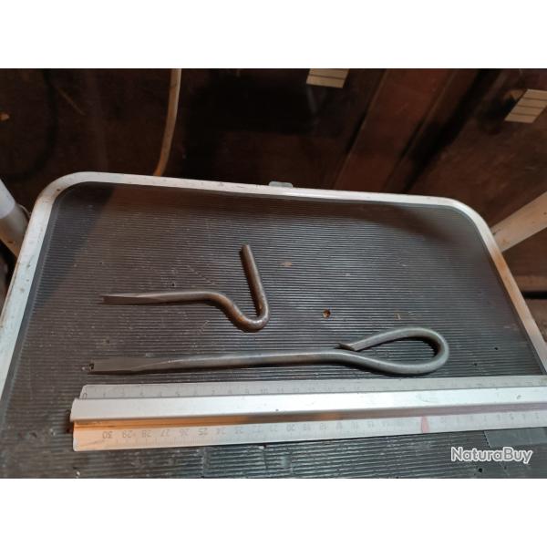 Ancien  tournevis armurier  sp�ciaux pour �crou a fente , �crou fendu de percuteur longuess cl�...