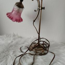 Lampe de table vintage en laiton ,abat-jour rose Art nouveau