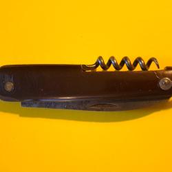 Ancien couteau bouledogue, manche bak&eacute;lite bordeaux, lame oxyd&eacute;e, ressort OK