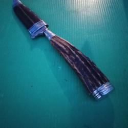 ANCIENNE DAGUE  ALLEMANDE DE BOTTE  . BELLE PIECE  .