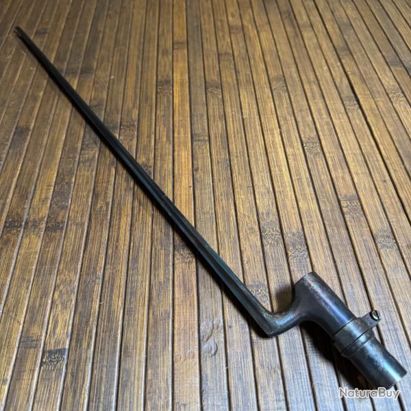 BA�ONNETTE A DOUILLE CARABINE - U.S CADET ?