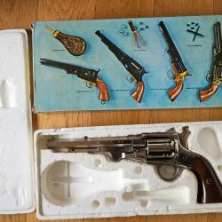 Rare revolver ARMI SAN PAOLO Mod&egrave;le ROGER & SPENCER en 44 PN dans un &eacute;tat presque neuf !!!