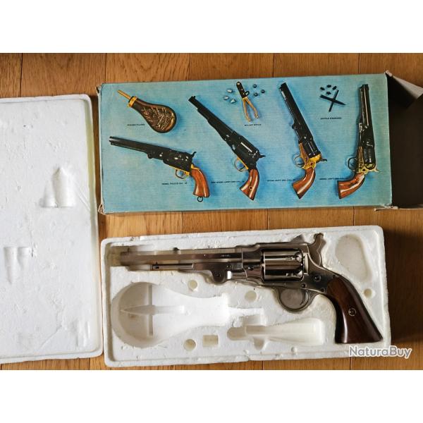 Rare revolver ARMI SAN PAOLO Mod�le ROGER & SPENCER en 44 PN dans un �tat presque neuf !!!