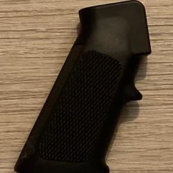 Poign&eacute;e pistolet M16 et M4