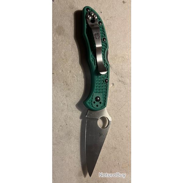 Spyderco Delica couteau pliant