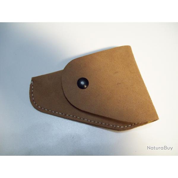 petit �tui cuir pour pistolet 6,35 pour gaucher cuir cot� chair