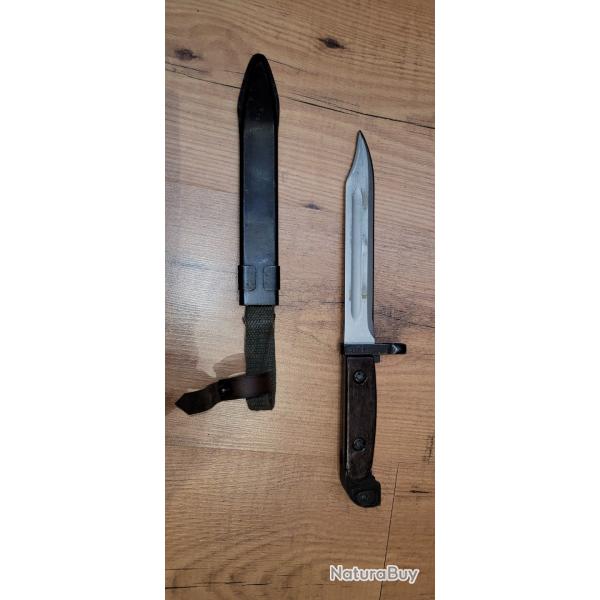 Tr�s Rare baionnette pour AKM type 68 nord cor�en
