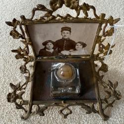 PORTE PLUMES ET ENCRIER  CADRE  W W 1