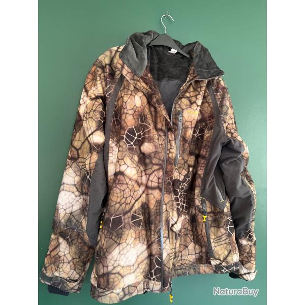 Vends tenue de chasse, blouson et pantalon