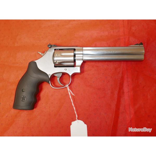 Revolver SMITH & WESSON 686 PLUS en 38/357 canon de 6" capacit� 7 coups