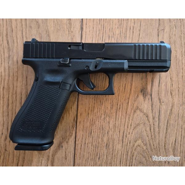 Glock 17 gen 5 FS en tr�s bon �tat + d�tente "glock performance " neuve