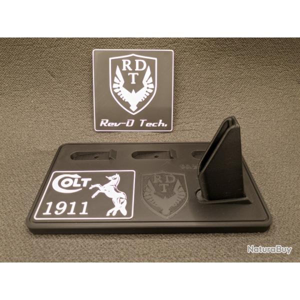 Support pr�sentoir Colt 1911 - 3 chargeurs apparents