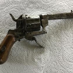 Pistolet &agrave; broche