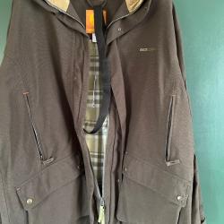 Veste g&eacute;ologique, deux XL neuves