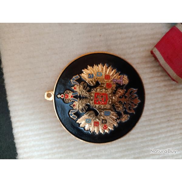 INSIGNE MILITAIRE EMBLEME DES TSARS DE LA RUSSIE