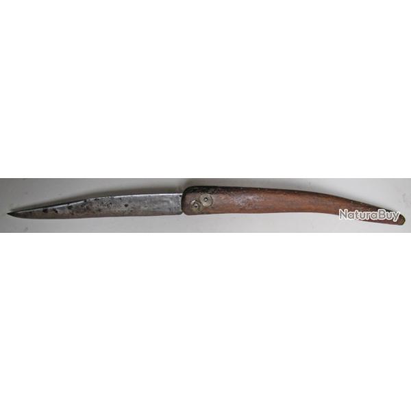 NAVAJA. NAVARA, Grand couteau ancien artisanal et rustique. type deux clous.