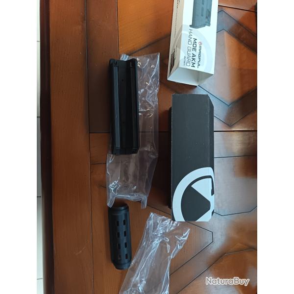 Garde-main MOE AKM AK47/AK74