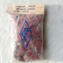 1 Poche ancienne avec 400 cartons de fermeture de la cartoucherie fran&ccedil;aise en calibre 16.