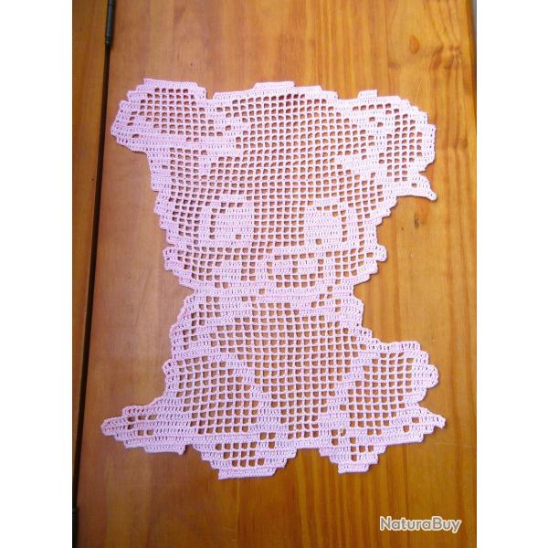 Petit cochon rose , dentelle d�coration textile. Collection animaux