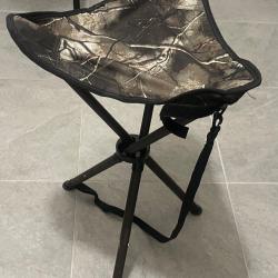 Tabouret pliant de chasse