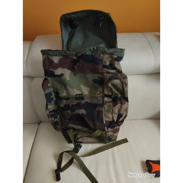 sac a dos  camouflage