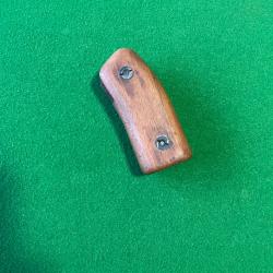 Plaquette  en bois+vis pour FM 24 29