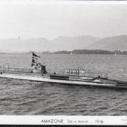 CPA - Marine de Guerre - AMAZONE Sous-Marin  - N&deg;6113