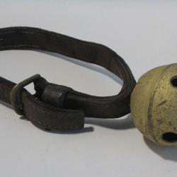 Ancien Grelot laiton d'attelage Mouton XIXe si&egrave;cle