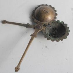 Ancienne bo&icirc;te &agrave; Khol Kajrota Kajal Dani Inde