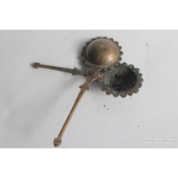 Ancienne bo�te � Khol Kajrota Kajal Dani Inde