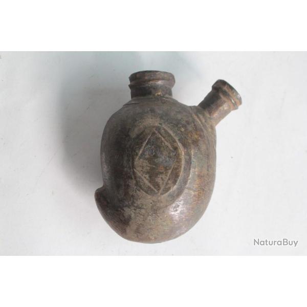 Ancien narguil� oriental Hookah pot