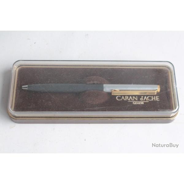 CARAN d'ACHE Stylo bille