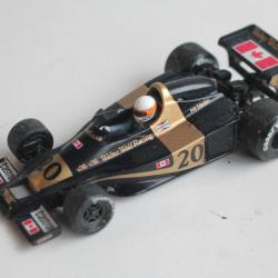 MINICHAMPS Voiture miniature 1/43 F1 Wolf Ford WR1 1977
