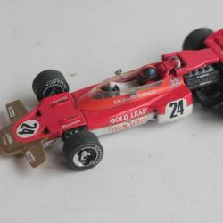 MINICHAMPS Voiture miniature 1/43 F1 Lotus 72 Ford World Champion 1970