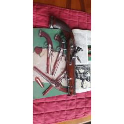 Pistolet de chevau l&eacute;gers de la maison militaire du roi