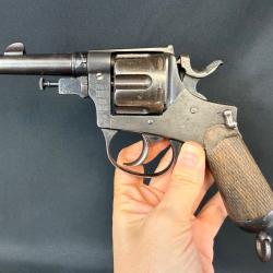 SUPERBE REVOLVER BODEO D'OFFICIER cal. 10.35