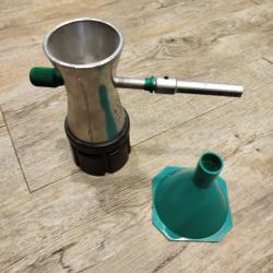 Egreneur &agrave;  poudre RCBS RC09089 avec Entonnoir &agrave;  poudre sp&eacute;cial petit calibre RC09086