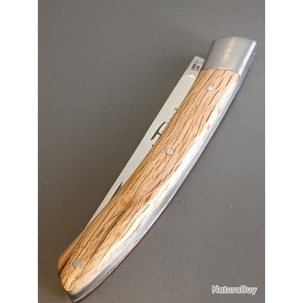 COUTEAU LE THIERS par CHAZEAU en 12 cm, manche bois, jamais servi.