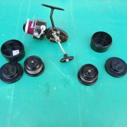 EXCEPTIONNEL MOULINET MITCHELL 840  A OUVERTURE OTOMATIC  . TROIS BOBINES . PARFAIT FONCTIONNEMENT .