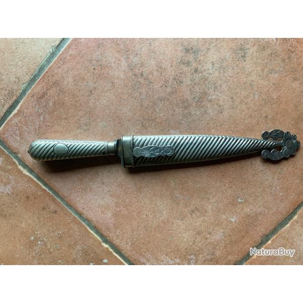 Couteau de gaucho argentin Tandil et son fourreau