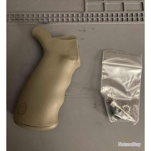 POIGN�E ORIGINAL ERGO GRIP AR15 - SUREGRIP FDE