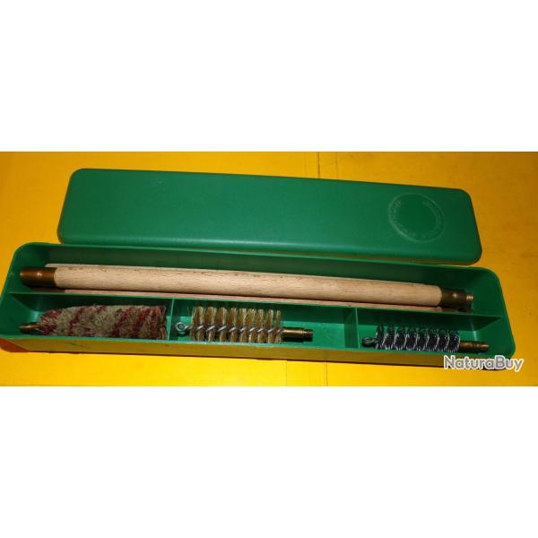 BOITE DE NETTOYAGE POUR  CALIBRE 12 ,�FABRICATION FRANCAISE , ETAT�NEUF VOIR PHOTOS . POUR TOUT RENS