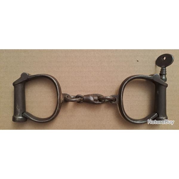 MENOTTES AMERICAINES